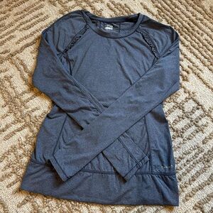 Hind Women's size S Pullover Crew Neck Long Sleeved Athletic Top Heathered blue